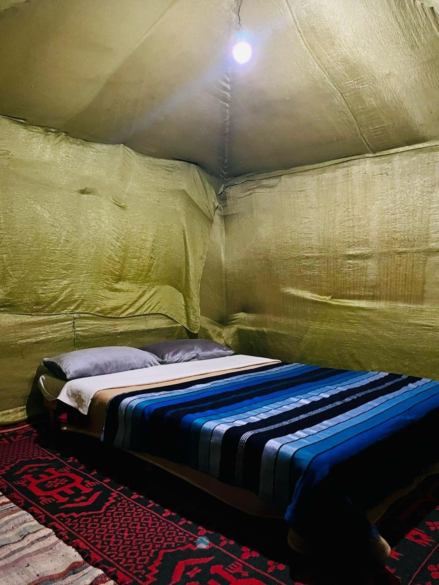 ホテル Sahara Camel Tours Camp メルズーガ エクステリア 写真
