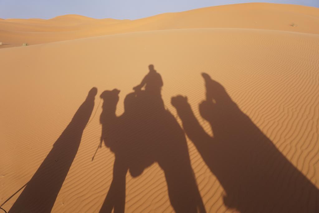 ホテル Sahara Camel Tours Camp メルズーガ 部屋 写真
