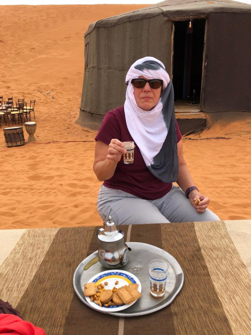 ホテル Sahara Camel Tours Camp メルズーガ エクステリア 写真