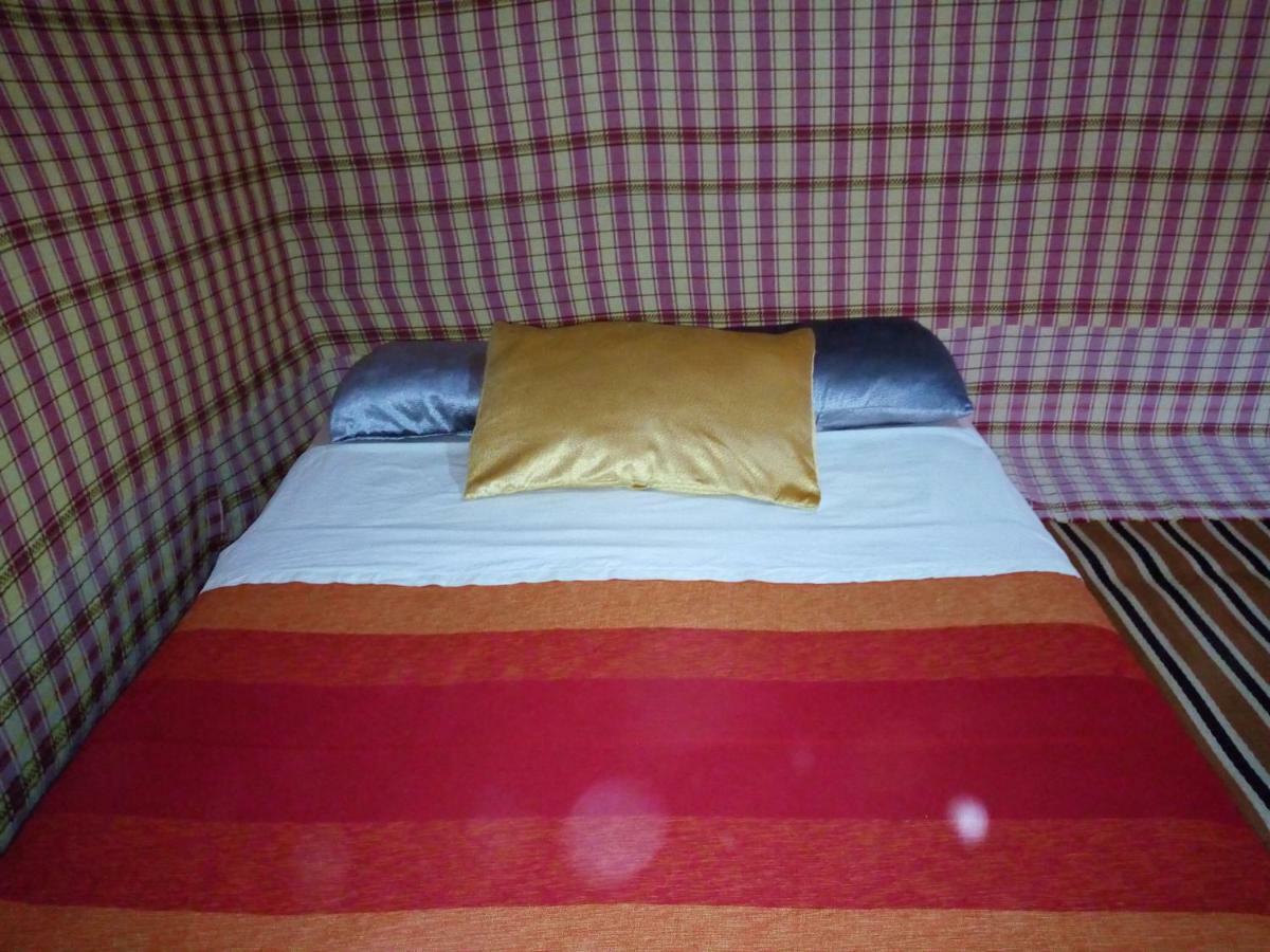 ホテル Sahara Camel Tours Camp メルズーガ エクステリア 写真